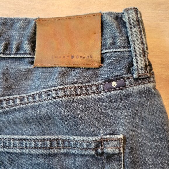 Lucky Brand 121 Heritage Slim Straight Leg Dark Wash Blue Men's Jeans 30x34 - Picture 3 of 8